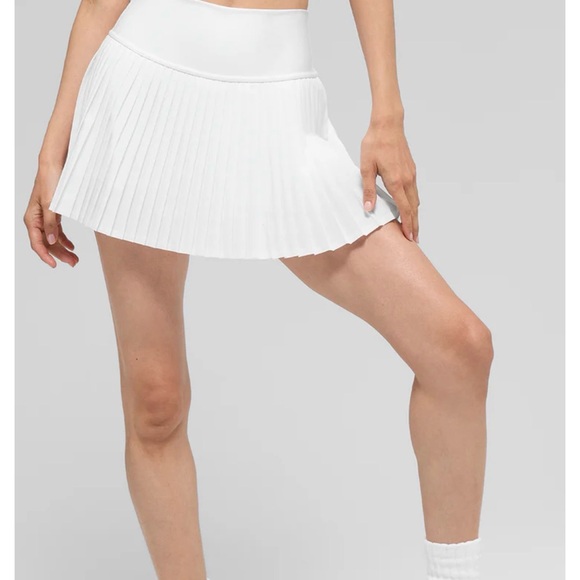 ALO Yoga Dresses & Skirts - ALO Yoga Grand Slam Tennis Skirt